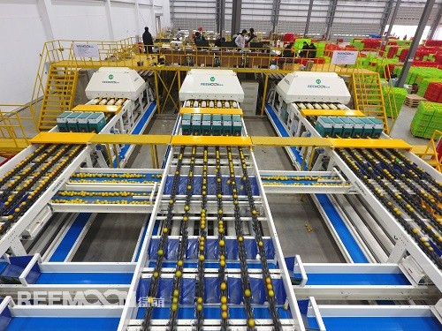 11月19日，以“產業興旺感黨恩，創新引領邁征程”為主題的2021贛南臍橙博覽會暨贛南臍橙產業發展五十周年紀念活動在“贛南臍橙發祥地”——信豐縣安西鎮啟動。綠萌作為本土科技智能企業，以科技創新為博覽會添彩。贛南臍橙是世界柑橘產業的一面旗幟，成功躋身“中國馳名商標”。五十年來，贛南臍橙已成為贛州名副其實的農業